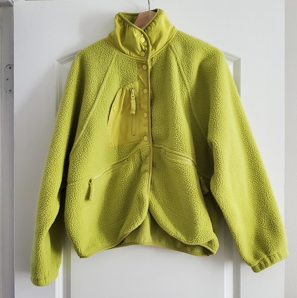 Free People Jackets & Blazers - Free People Hit The Slopes Fleece